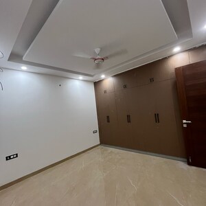 Room in 4 BHK Builder Floor at Chattarpur – for Sale