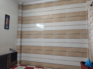  2 BHK Independent House at Gamma Ii Greater Noida – for Rent