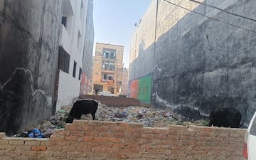 Plot For Sale in Hyatt Enclave, Ahmed Nagar Nawada
