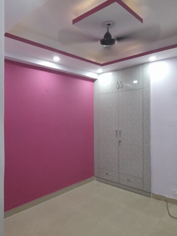 Room in 2 BHK Apartment at Supertech Ecovillage I, Sector 1 Greater Noida – for Rent