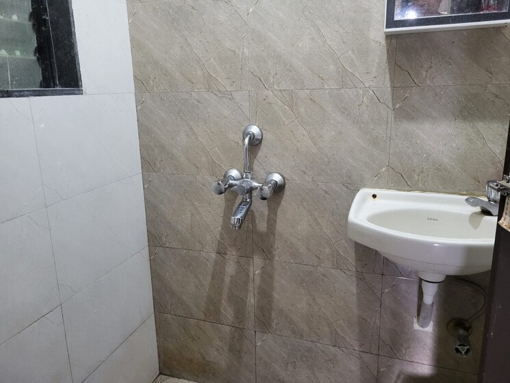 Bathroom, sion 1 Bedroom 310 Sq.Ft. Apartment In Sion Mumbai 8786719