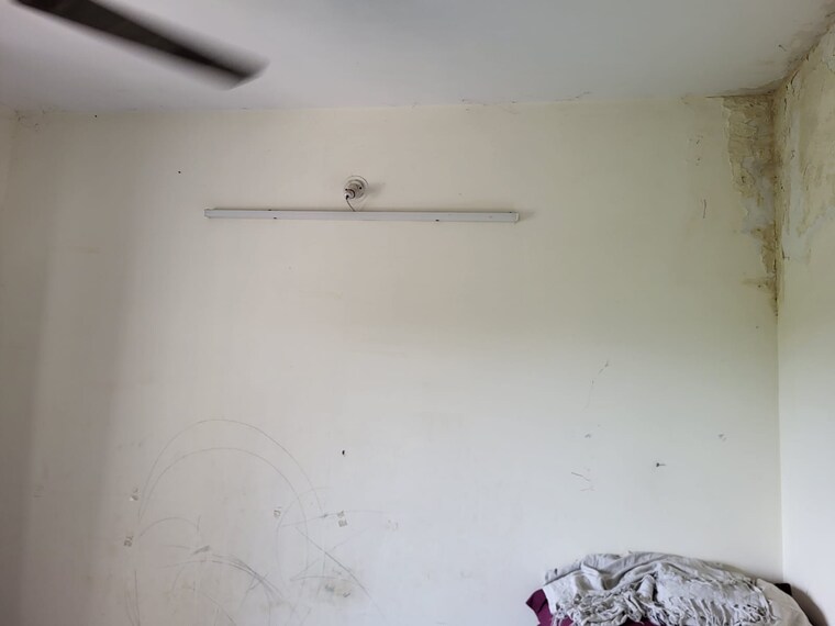 Room, sion 1 Bedroom 310 Sq.Ft. Apartment In Sion Mumbai 8786719