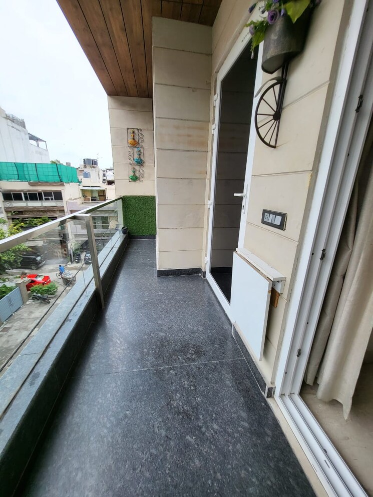 Balcony, boutique-residential-apartments-c-131 3 Bedroom 2100 Sq.Ft. Apartment In Greater Kailash I Delhi 8786714