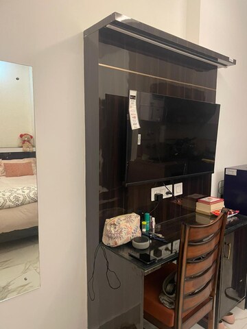 Kitchen in 1 RK Builder Floor at DLF Pink Town House, Dlf City Phase 3 – for Rent
