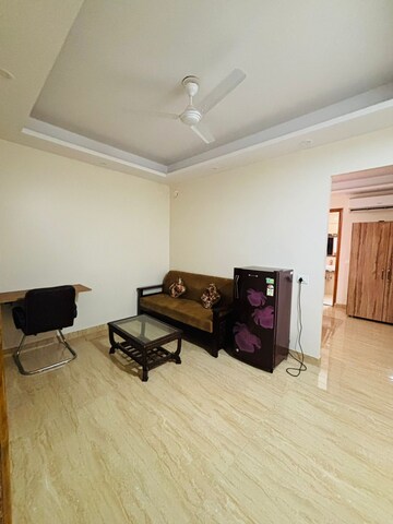Living Room in 1 BHK Builder Floor at Sector 31 – for Rent