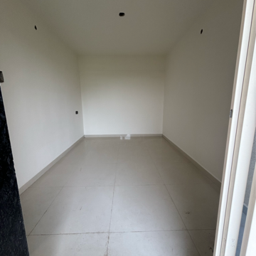 Room in 2 BHK Apartment at Shree Mahaganpati Tower, Titwala – for Sale