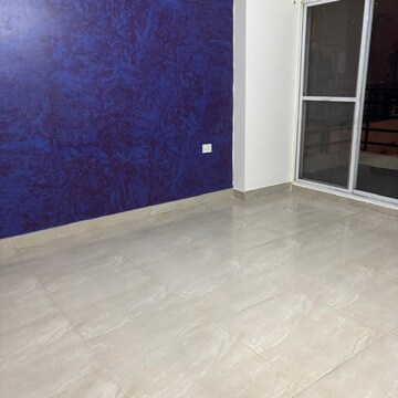 Room in 3 BHK Apartment at Exotica Fresco, Sector 137 – for Rent