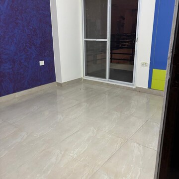 Room in 3 BHK Apartment at Exotica Fresco, Sector 137 – for Rent