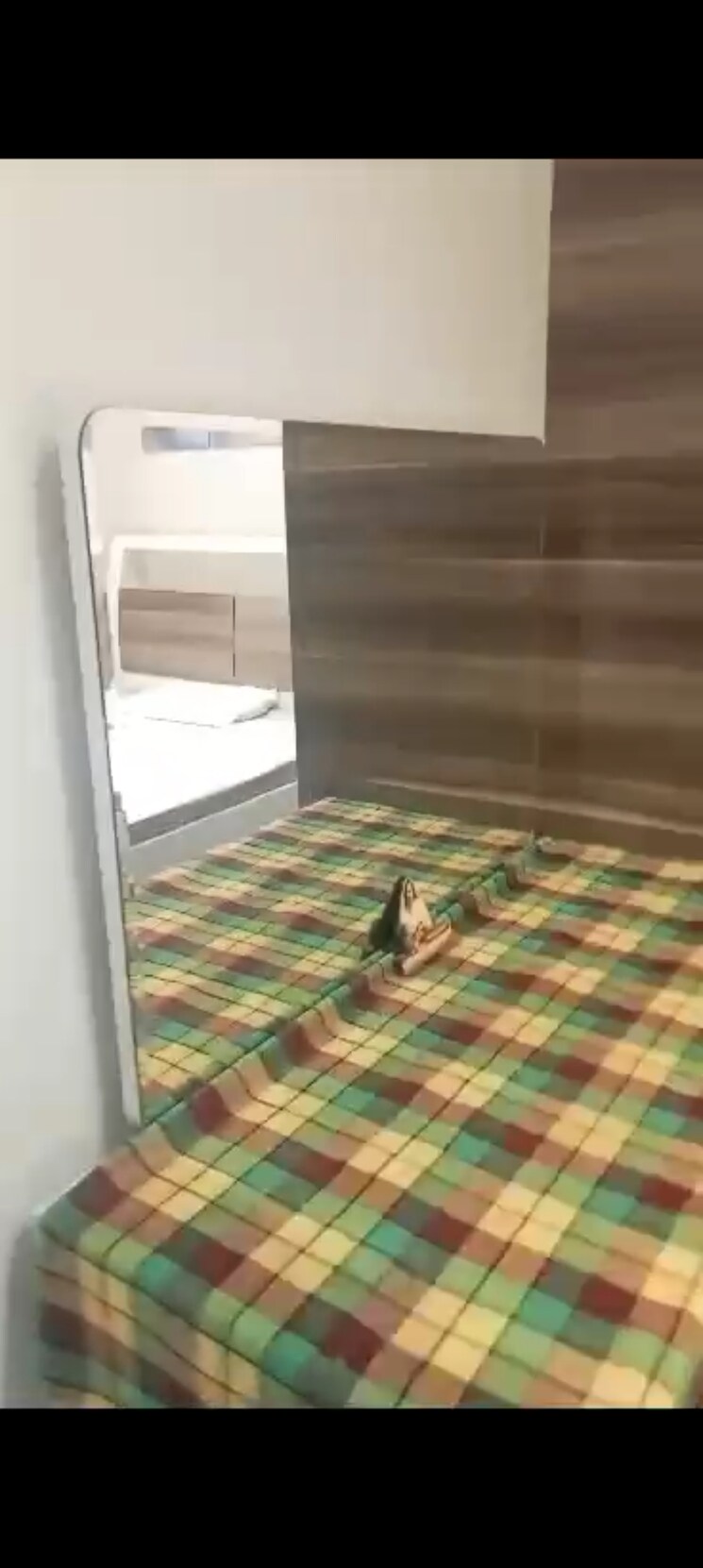 Room, santacruz east Pg For Girls In Santacruz East 8786742