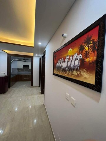 Bedroom in 2 BHK Builder Floor at Sector 52 – for Rent