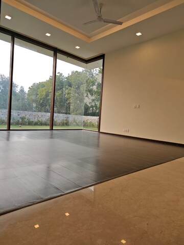 Room in 5 BHK Villa at Risland Sky Mansion, Chattarpur – for Rent