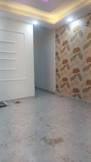 Room in 2 BHK Builder Floor at Govindpuri – for Sale