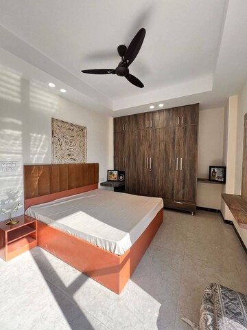 Bedroom in 1 BHK Builder Floor at Sector 38 – for Rent