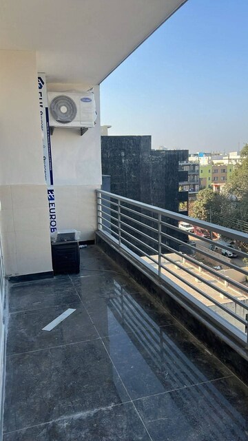 Balcony in 1 BHK Builder Floor at Sector 38 – for Rent