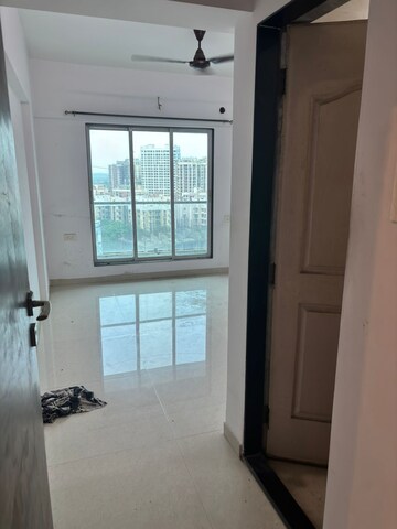 Room in 2 BHK Apartment at Cosmos 27 Gbr, Kasarvadavali – for Rent