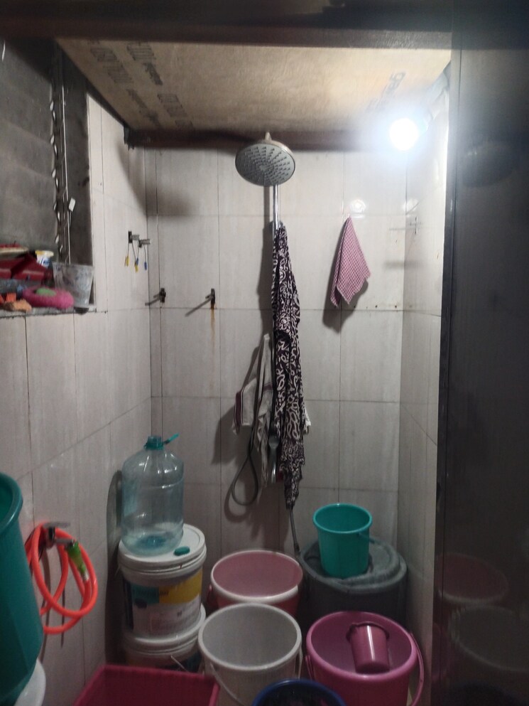 Bathroom, na-acharya-apartment 1 Bedroom 310 Sq.Ft. Apartment In Chembur Mumbai 8786795