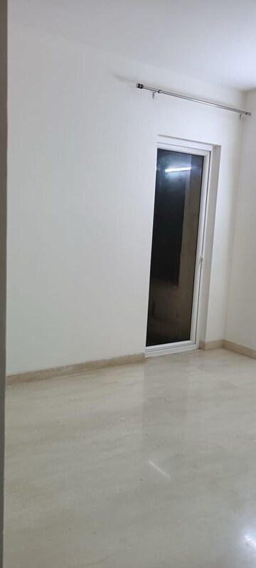 3 BHK Apartment For Rent in Puri Aanandvilas, Sector 81