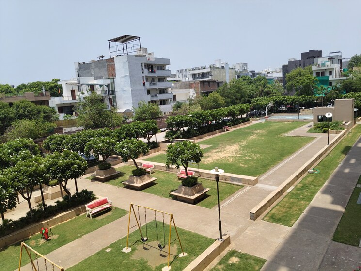 Garden, unitech-uniworld-gardens-2 3 Bedroom 1288 Sq.Ft. Apartment In Sector 47 Gurgaon 8786254