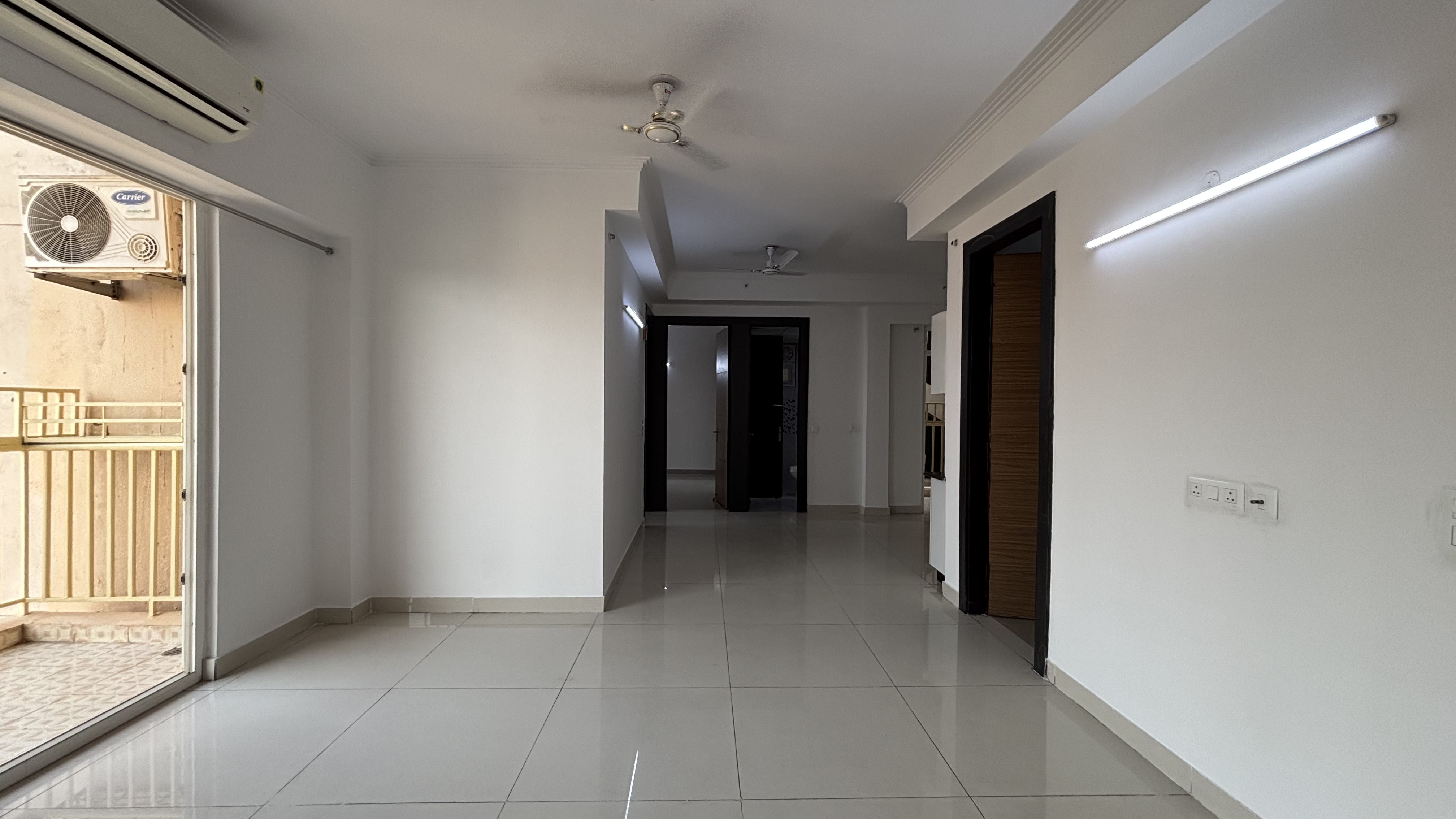 3 BHK 870 Sq.Ft. Apartment in Saya Zion