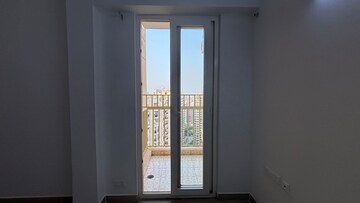 Room in 3 BHK Apartment at Saya Zion, Sector 4 Greater Noida – for Sale