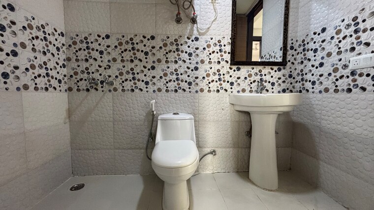 Bathroom, saya-zion 3 Bedroom 870 Sq.Ft. Apartment In Sector 4 Greater Noida Greater Noida 8786821