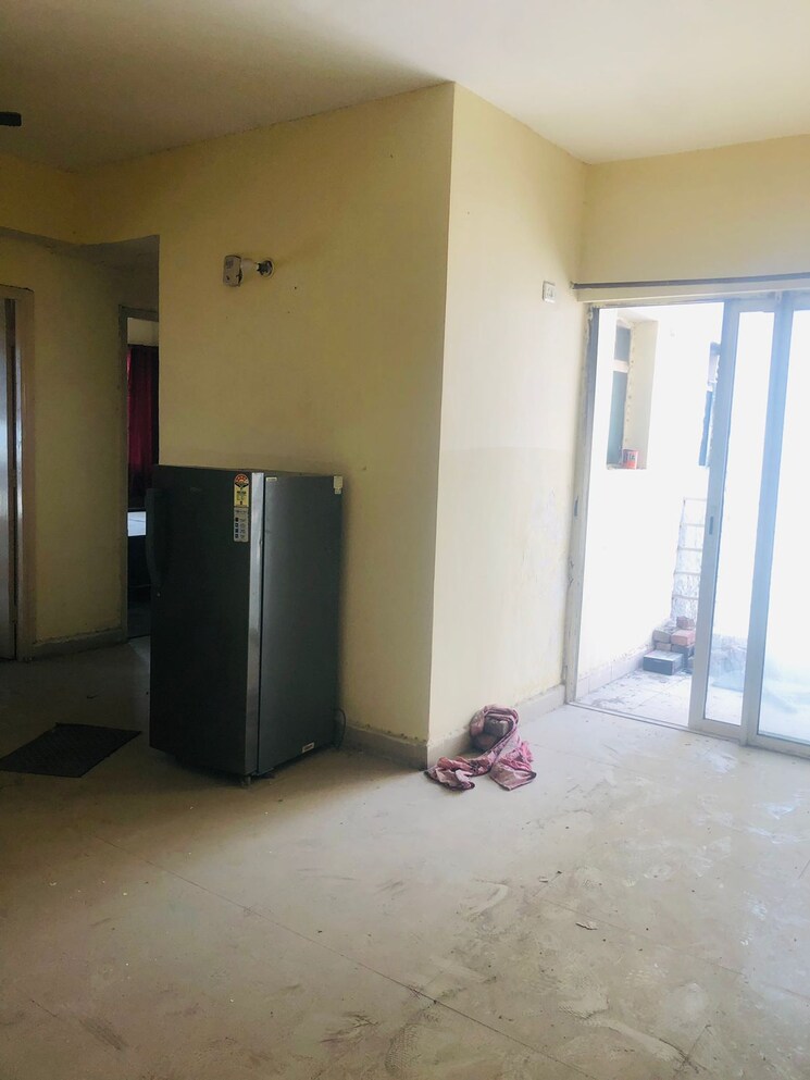 Room, paras-seasons 3 Bedroom 1130 Sq.Ft. Apartment In Sector 168 Noida 8786799