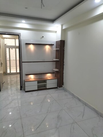 Room in 2 BHK Apartment at Kritak Modern Apartments, Sector 73 – for Sale
