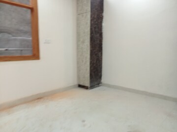 Room in 3 BHK Builder Floor at Mahavir Enclave 1 – for Sale