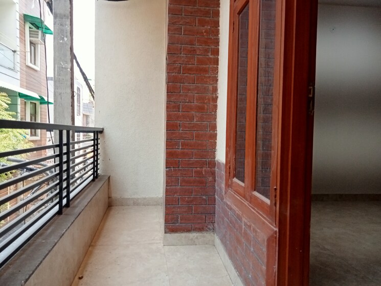 Balcony, mahavir enclave 1 3 Bedroom 900 Sq.Ft. Builder Floor In Mahavir Enclave 1 Delhi 8786819