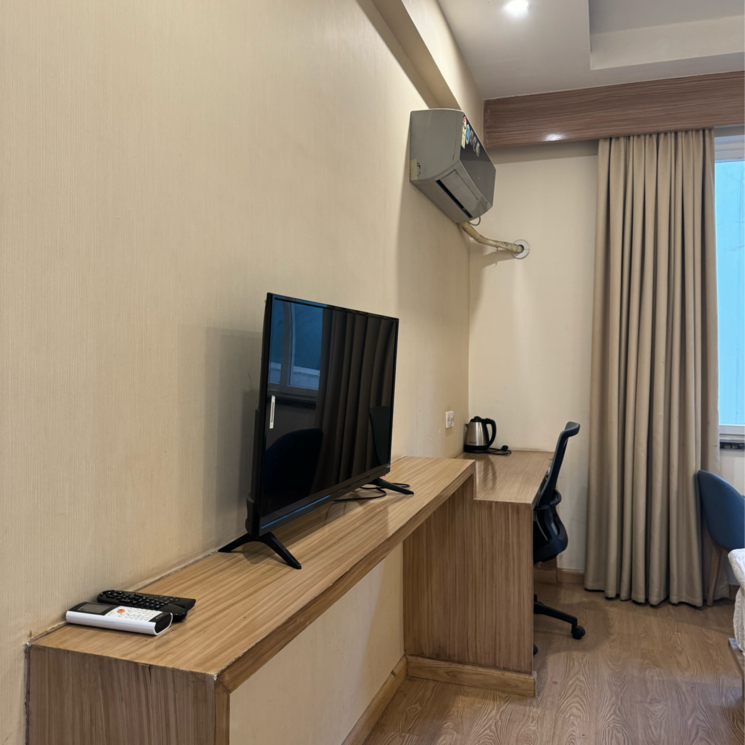 Living Room, dlf cyber city Pg For Boys & Girls In Dlf Cyber City 8786812