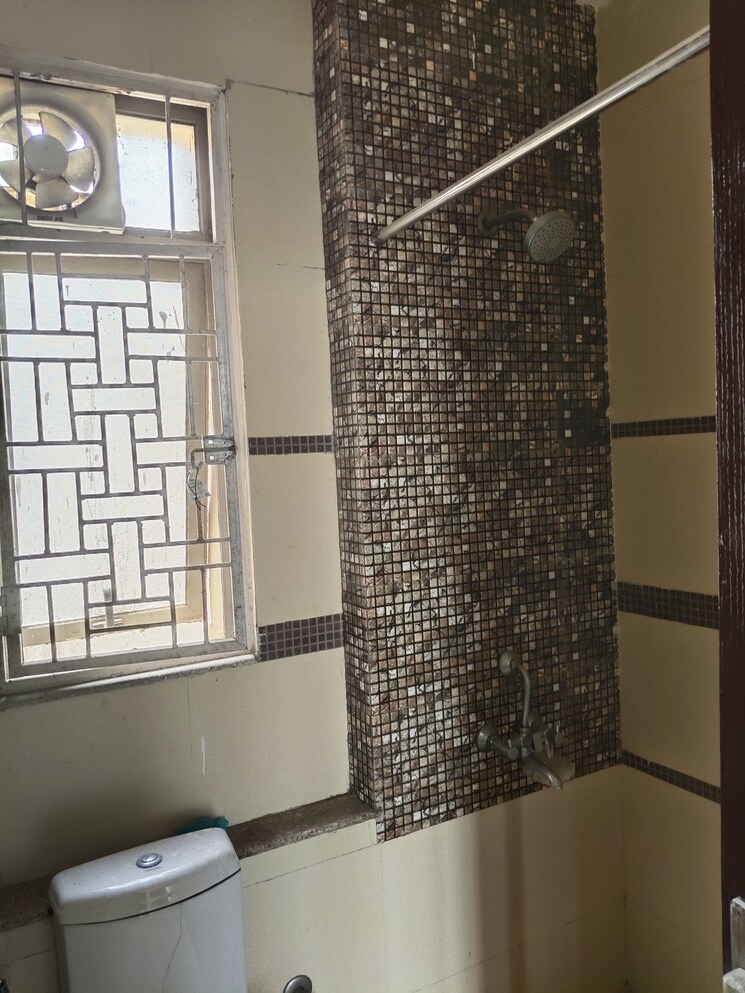 undefined, unitech-uniworld-gardens-2 2 Bedroom 997 Sq.Ft. Apartment In Sector 47 Gurgaon 8786237