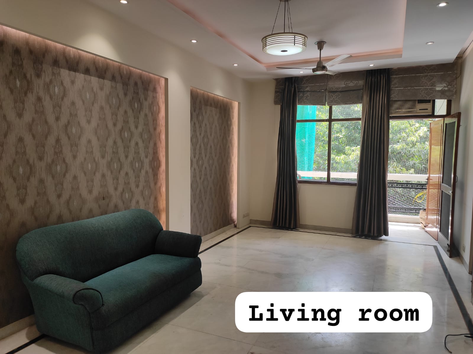 3 BHK Builder Floor For Rent in Chittaranjan Park