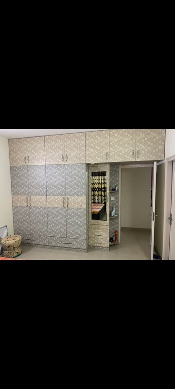 Room in 3 BHK Apartment at Dhoot Time Residency, Sector 63 – for Rent