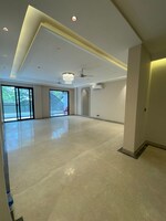 4 BHK + Pooja Room,Study Room 502 Sq.Yd. Builder Floor in Ansal Sushant Lok I