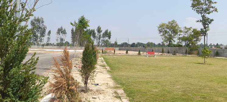 Garden, krishna-iscon-valley  1325 Sq.Ft. Plot In Gosainganj Lucknow 8786890