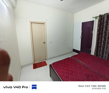 Room in 3 BHK Apartment at GLS Avenue 51, Sector 92 – for Sale
