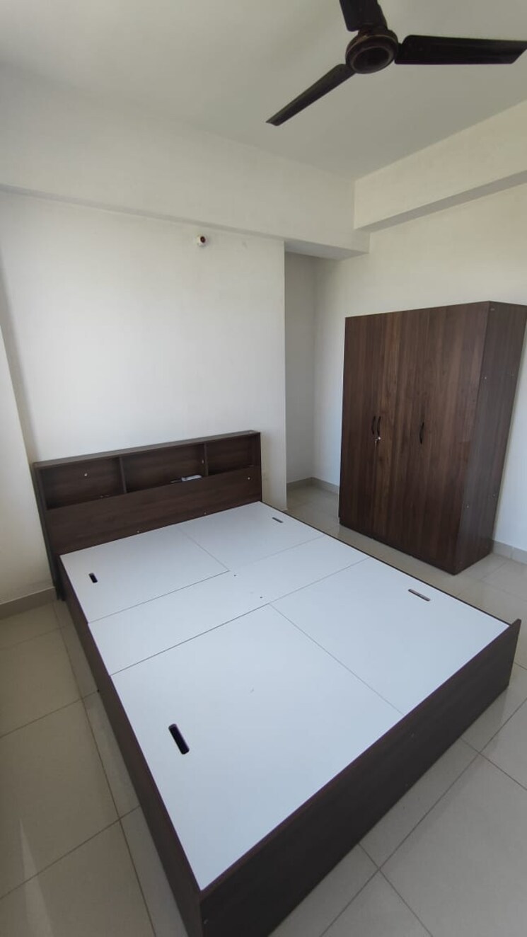 Room, godrej-seven 3 Bedroom 1215 Sq.Ft. Apartment In Joka Kolkata 8786887