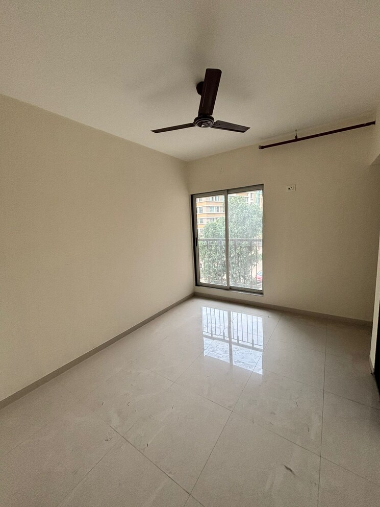 Room, vihang-valley-phase-3 2 Bedroom 555 Sq.Ft. Apartment In Kasarvadavali Thane 8786921
