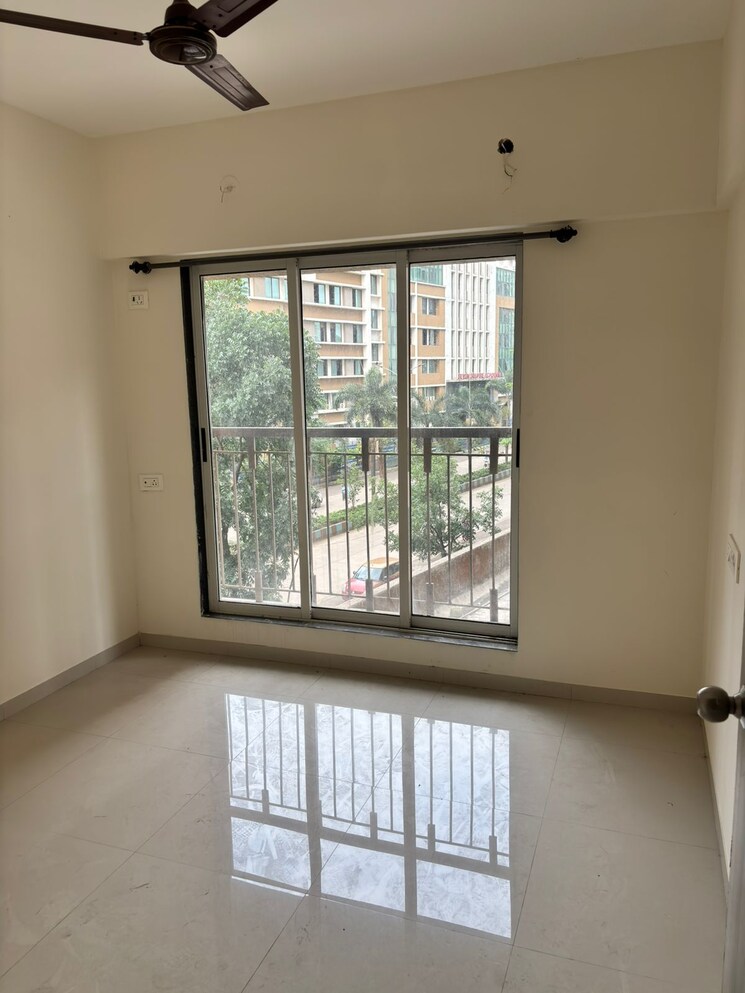 Room, vihang-valley-phase-3 2 Bedroom 555 Sq.Ft. Apartment In Kasarvadavali Thane 8786921