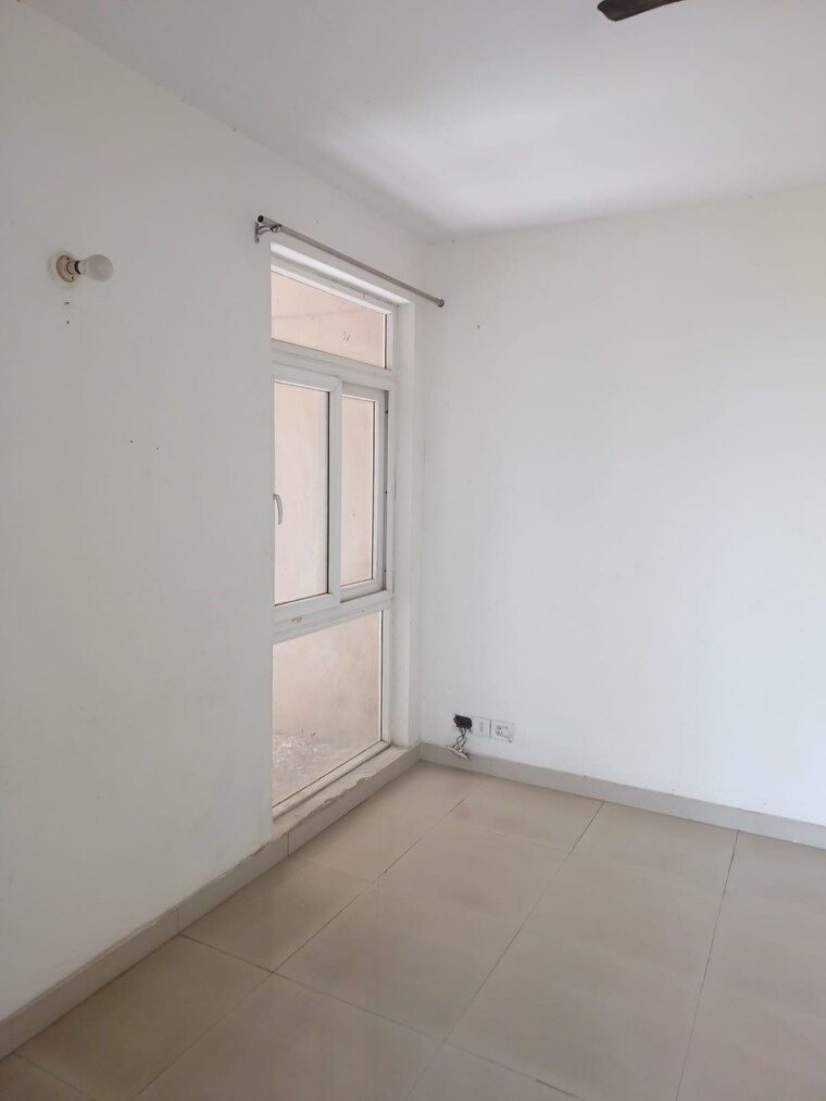 Room, klj-platinum-plus 2 Bedroom 661 Sq.Ft. Apartment In Sector 77 Faridabad 8786960