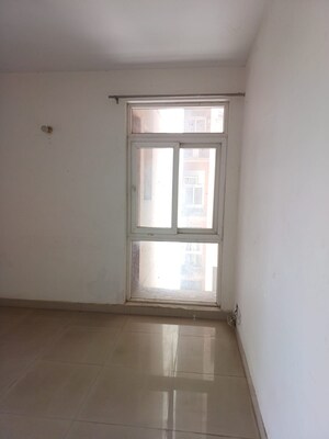 Room in 2 BHK Apartment at KLJ Platinum Plus, Sector 77 – for Sale