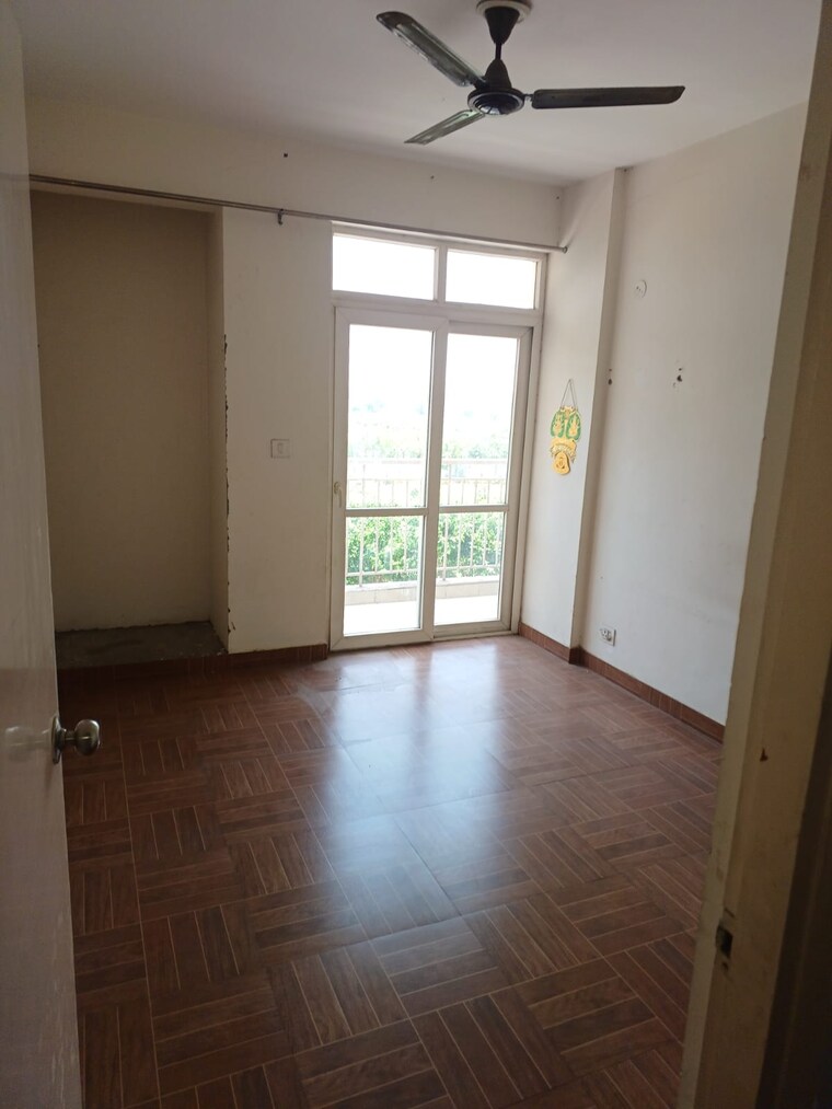 Room, klj-platinum-plus 2 Bedroom 661 Sq.Ft. Apartment In Sector 77 Faridabad 8786960