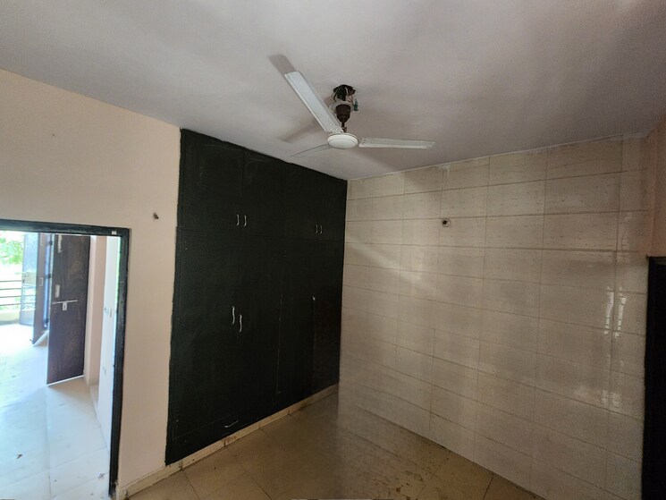 Room, klj-platinum-plus 2 Bedroom 661 Sq.Ft. Apartment In Sector 77 Faridabad 8786960