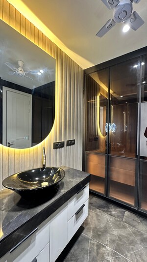 Bathroom in 4 BHK Builder Floor at Ansal Sushant Lok I, Sector 43 – for Sale