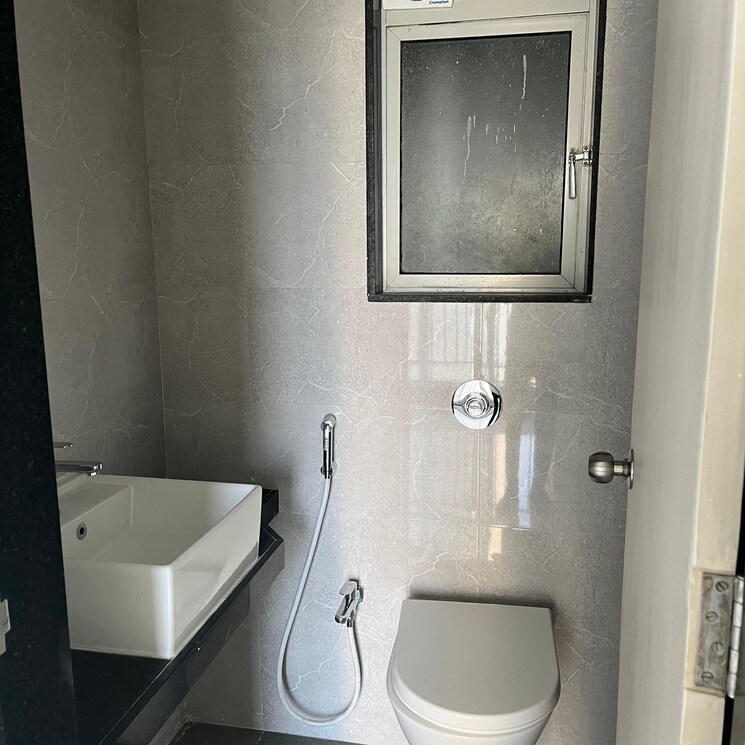 Bathroom, jyoti-skyline 2 Bedroom 660 Sq.Ft. Apartment In Chakala Mumbai 8786964