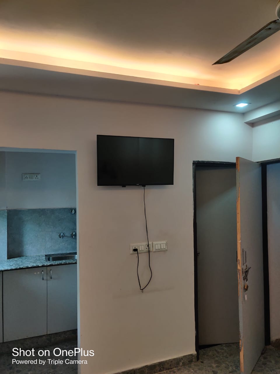 1 RkBuilder Floor For Rent in Ansal Sushant Lok I