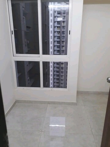 Bathroom in 1 BHK Apartment at Lodha Amara, Kolshet Road – for Sale
