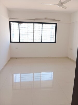 Room in 3 BHK Apartment at Park Express, Baner – for Sale