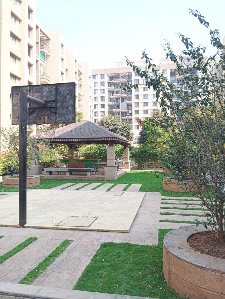 Garden, park-express 3 Bedroom 1109 Sq.Ft. Apartment In Baner Pune 8787039