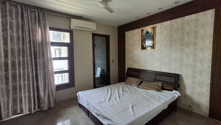 Bedroom, nabha 5 Bedroom 110 Sq.Yd. Villa In Nabha Zirakpur 8787052
